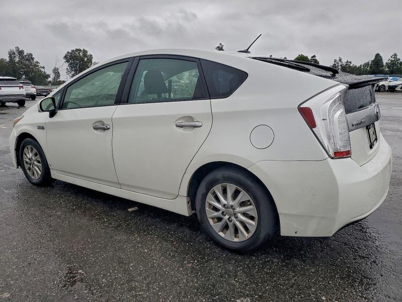 Photo 2 from auction – 2014 TOYOTA PRIUS PLUG with VIN JTDKN3DP8E3059614
