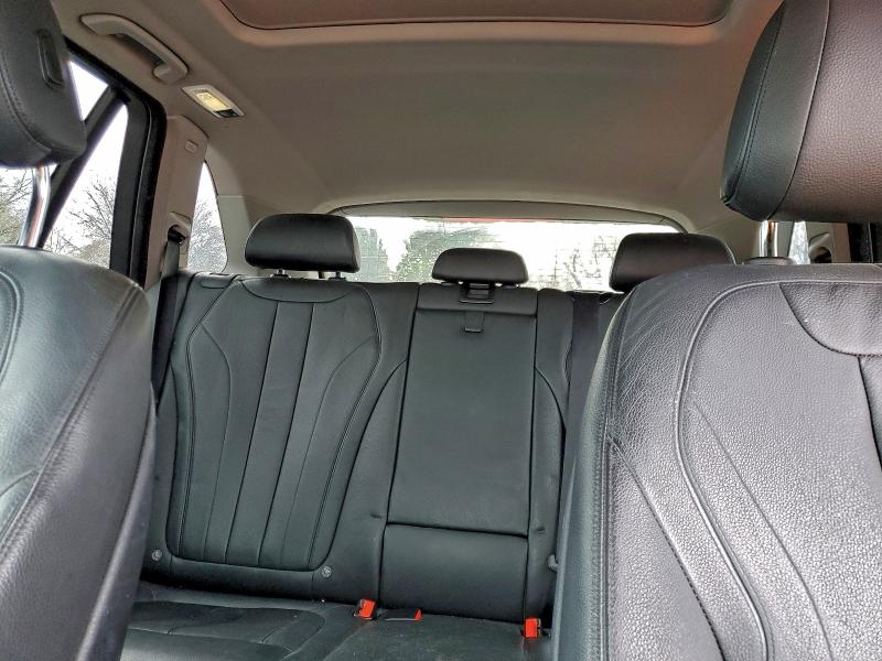 Photo 10 from auction – 2016 BMW X5 with VIN 5UXKT0C53G0S77306
