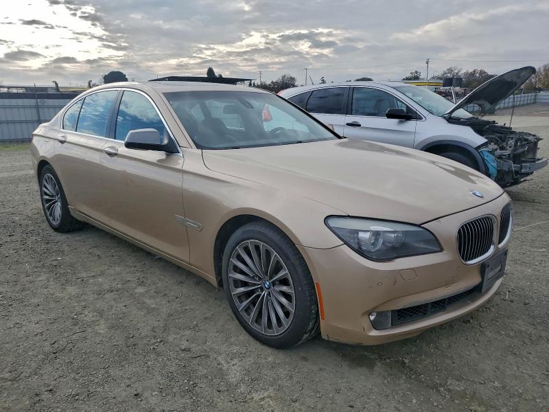 Photo 4 from auction – 2011 BMW 740 I with VIN WBAKA4C59BC392494