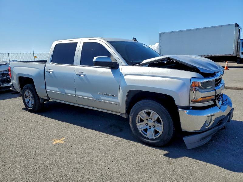 Photo 4 from auction – 2018 CHEVROLET SILVERADO with VIN 3GCUCRER0JG266460