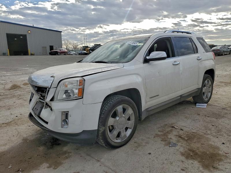 GMC TERRAIN SL 2015 with VIN 2GKFLTE38F6250967 - Photo from auction