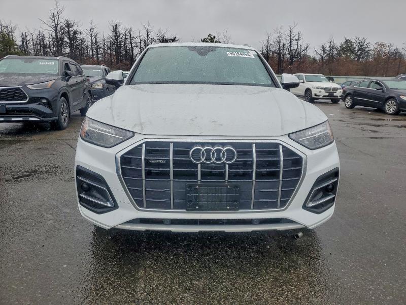 Photo 5 from auction – 2021 AUDI Q5 PREMIUM with VIN WA1BAAFY9M2019353