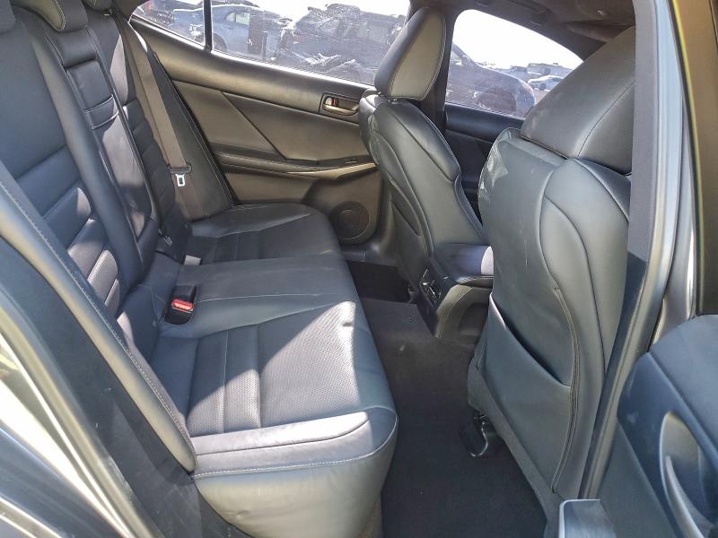 Photo 10 from auction – 2019 LEXUS IS 300 with VIN JTHC81D27K5039924
