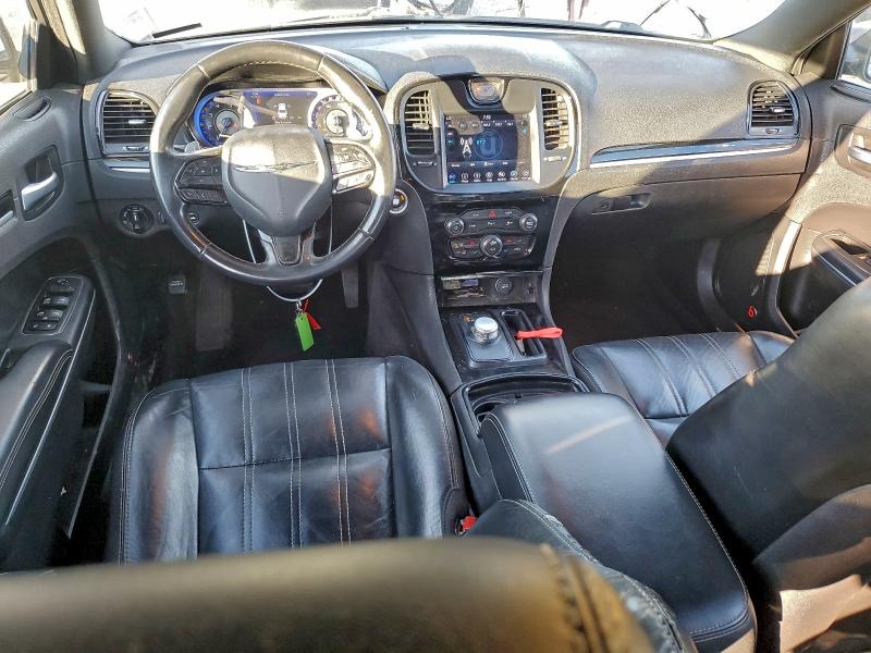 Photo 8 from auction – 2018 CHRYSLER 300 S with VIN 2C3CCABG3JH269678