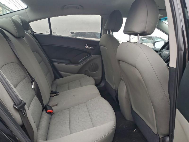 Photo 10 from auction – 2016 KIA FORTE with VIN KNAFK4A6XG5559760