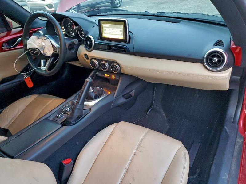 Photo 8 from auction – 2017 MAZDA MX-5 MIATA with VIN JM1NDAM74H0102050