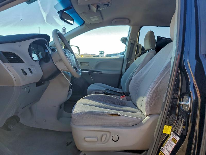 Photo 7 from auction – 2012 TOYOTA SIENNA LE with VIN 5TDKK3DC9CS178080