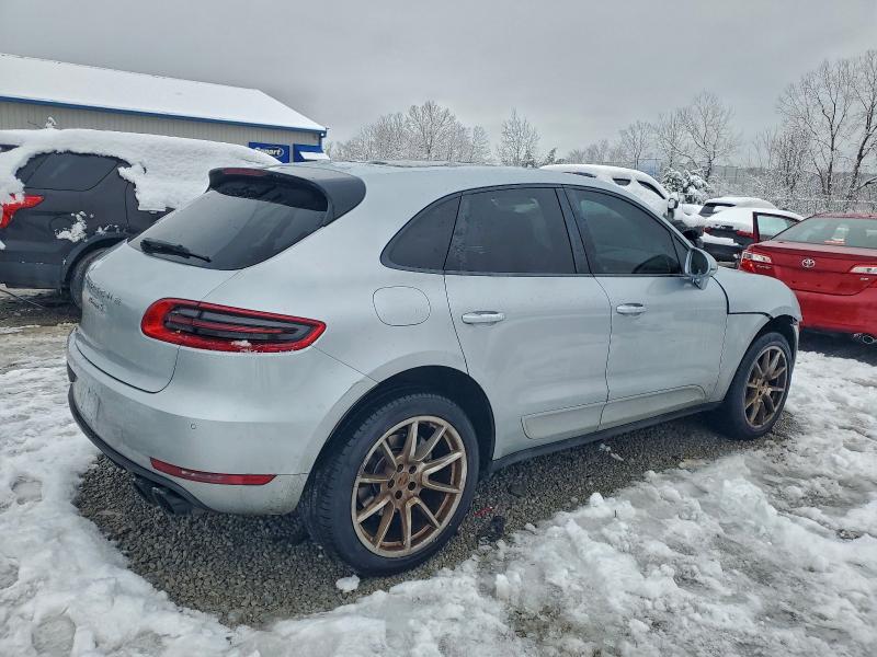Photo 3 from auction – 2018 PORSCHE MACAN with VIN WP1AB2A55JLB33307