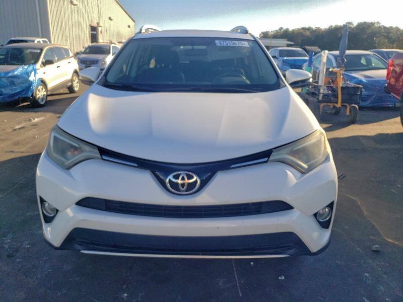 Photo 5 from auction – 2016 TOYOTA RAV 4 with VIN 2T3RFREV0GW536385