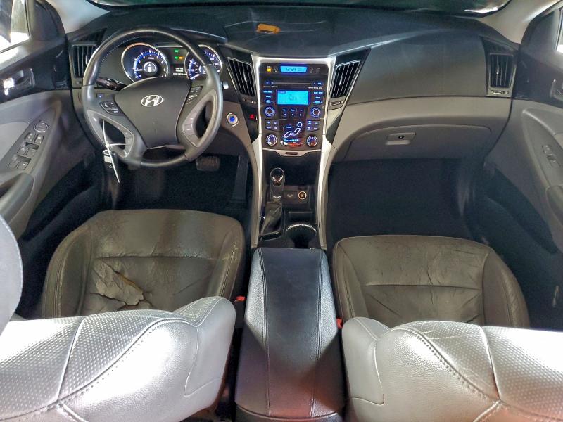 Photo 8 from auction – 2013 HYUNDAI SONATA SE with VIN 5NPEC4AC8DH610105