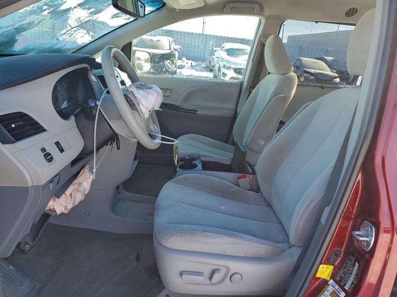 Photo 7 from auction – 2012 TOYOTA SIENNA LE with VIN 5TDKK3DC2CS195500