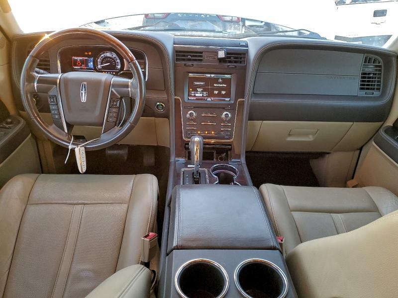 Photo 8 from auction – 2015 LINCOLN NAVIGATOR with VIN 5LMJJ2HT2FEJ13870