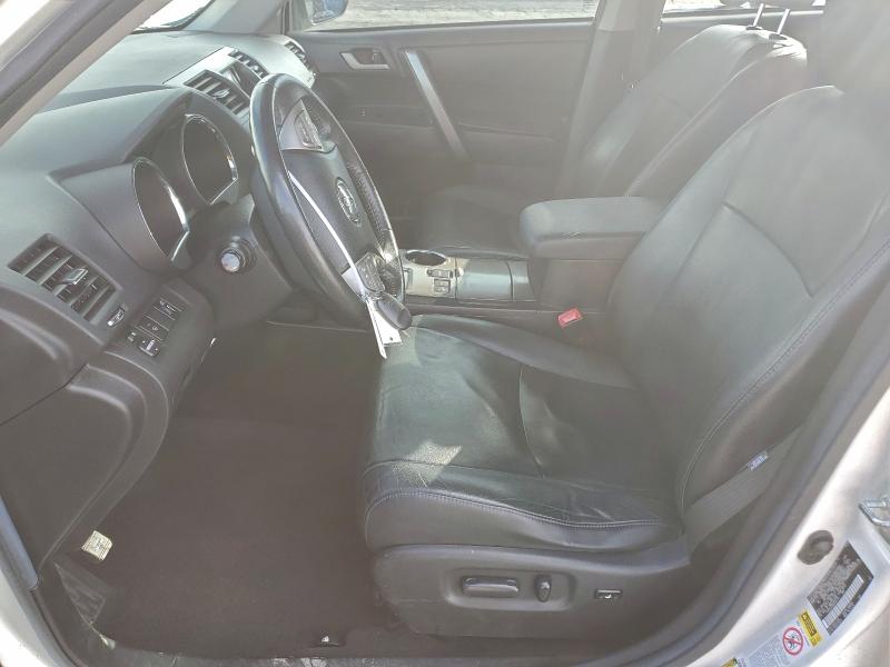 Photo 7 from auction – 2010 TOYOTA HIGHLANDER with VIN 5TDEK3EH6AS007744