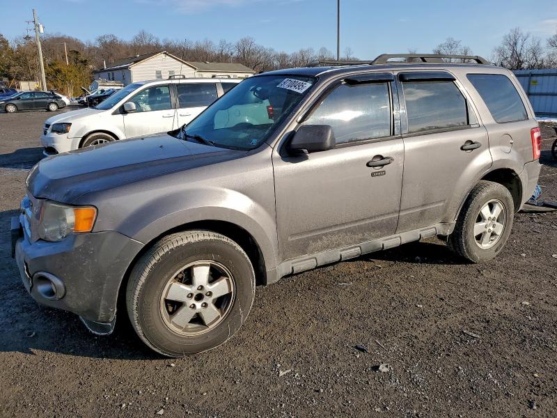 FORD ESCAPE XLT 2012 مع رقم تعريف المركبة 1FMCU9DG7CKA55689 - صورة من المزاد