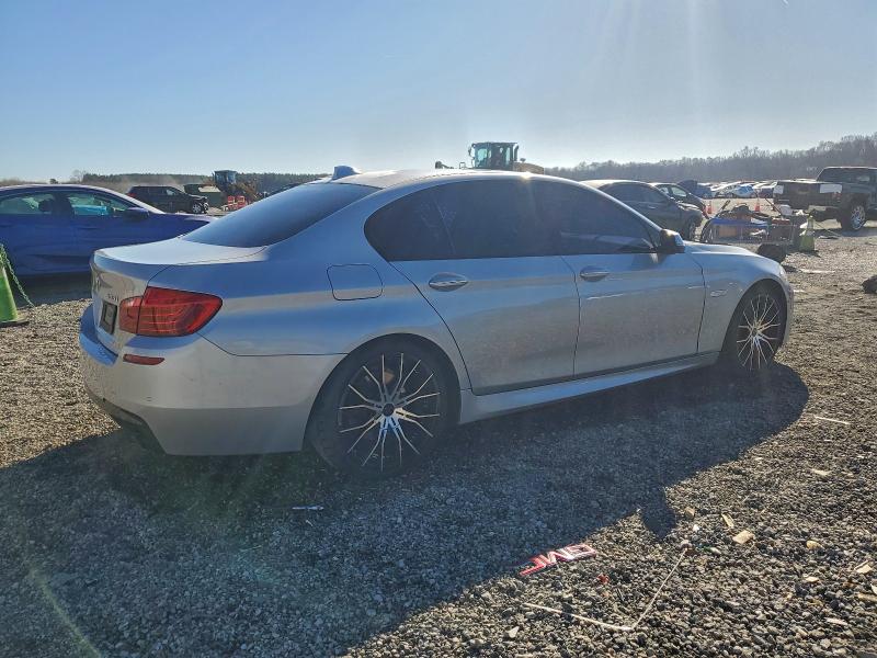 Photo 3 from auction – 2016 BMW 535 I with VIN WBA5B1C57GG551831