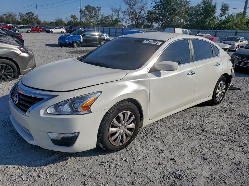 NISSAN ALTIMA 2014 with VIN 1N4AL3AP4EN354371 - Photo from auction