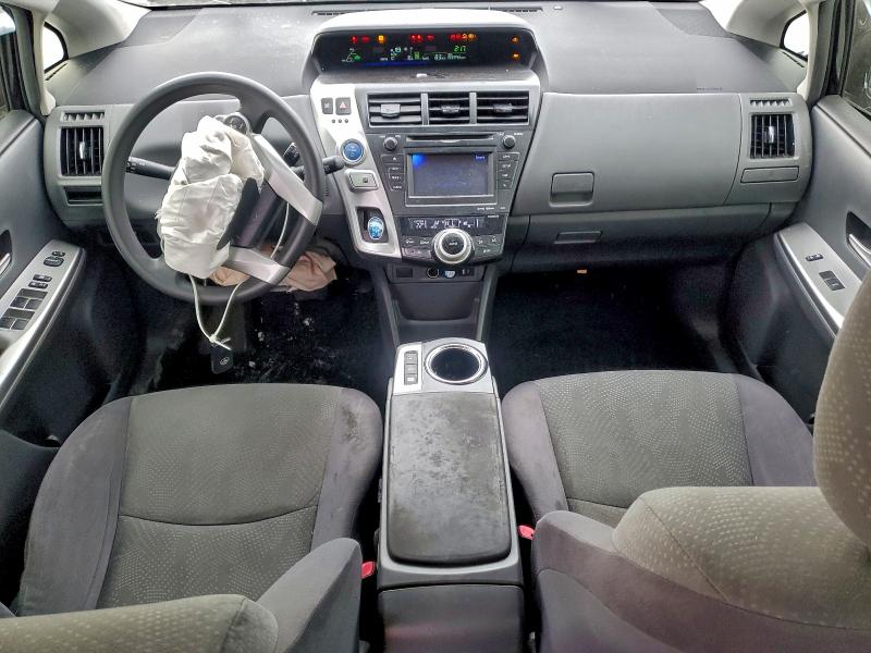 Photo 8 from auction – 2014 TOYOTA PRIUS V with VIN JTDZN3EU8EJ008743