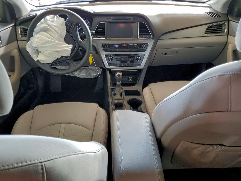 Photo 8 from auction – 2016 HYUNDAI SONATA SE with VIN 5NPE24AF2GH381535