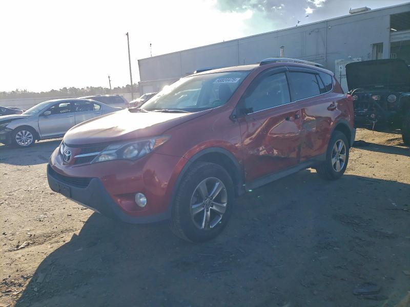Photo 1 from auction – 2015 TOYOTA RAV4 XLE with VIN 2T3RFREV6FW354611