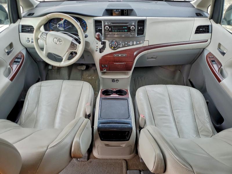 Photo 8 from auction – 2012 TOYOTA SIENNA XLE with VIN 5TDYK3DC8CS200256
