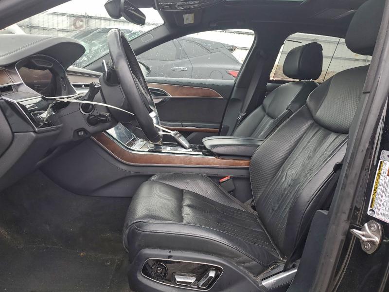Photo 7 from auction – 2019 AUDI A8 L with VIN WAU8DAF80KN018964