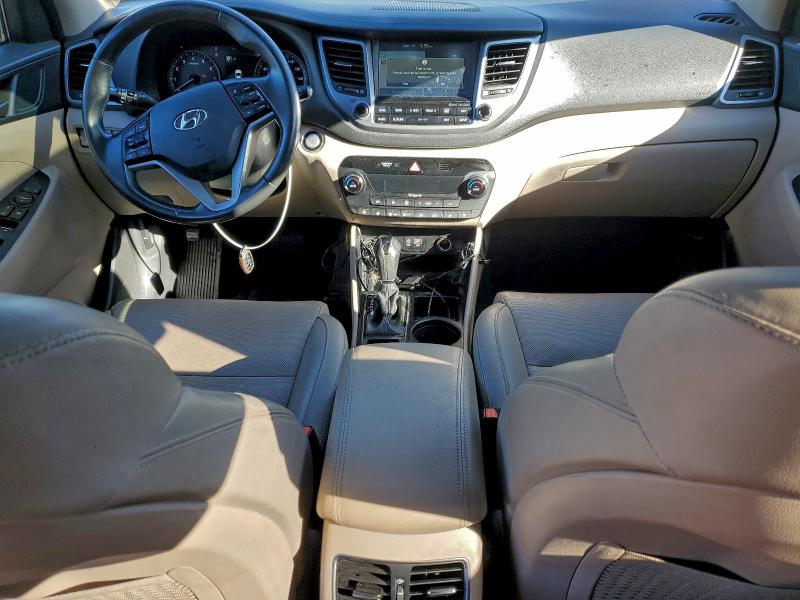 Photo 8 from auction – 2016 HYUNDAI TUCSON with VIN KM8J33A27GU235684
