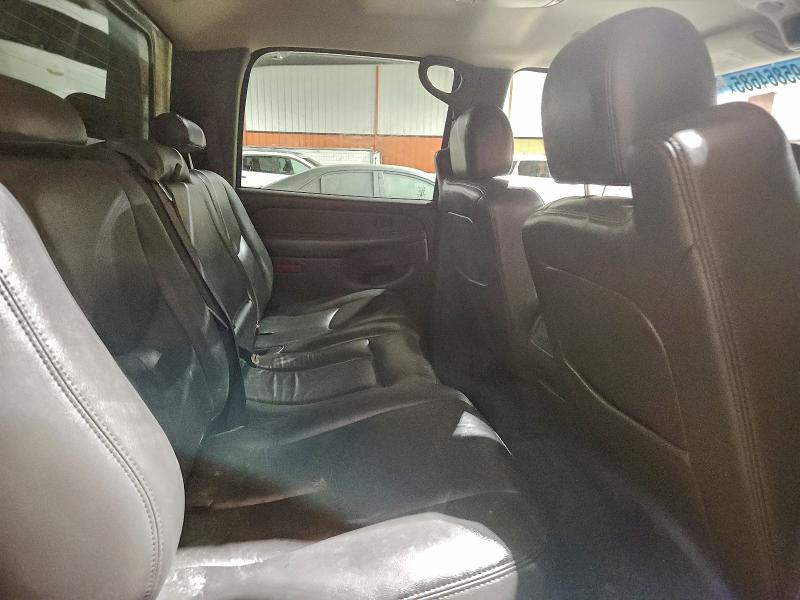 Photo 10 from auction – 2004 CHEVROLET SILVERADO with VIN 1GCHK23244F187624