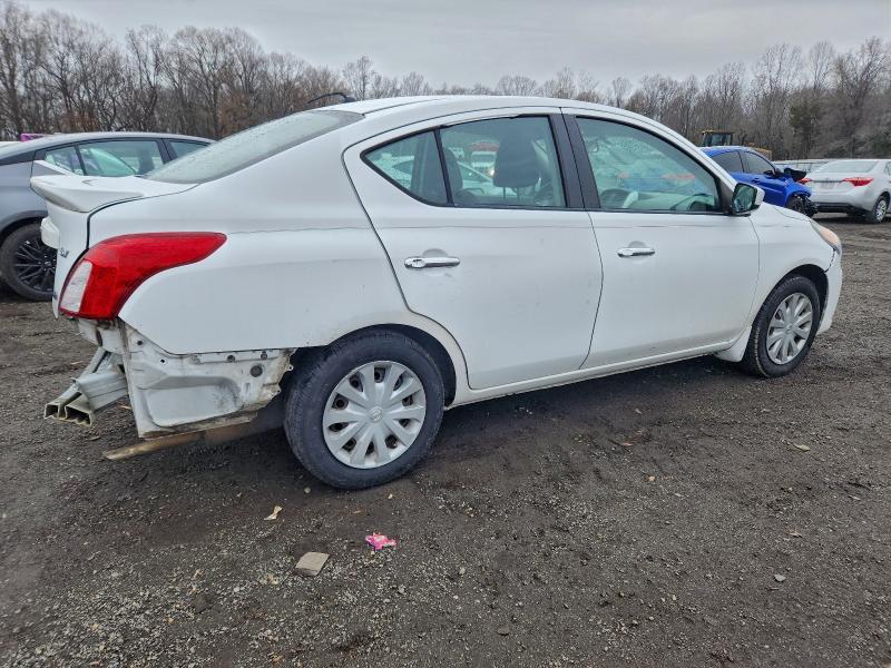 Photo 3 from auction – 2015 NISSAN VERSA S with VIN 3N1CN7AP8FL820036