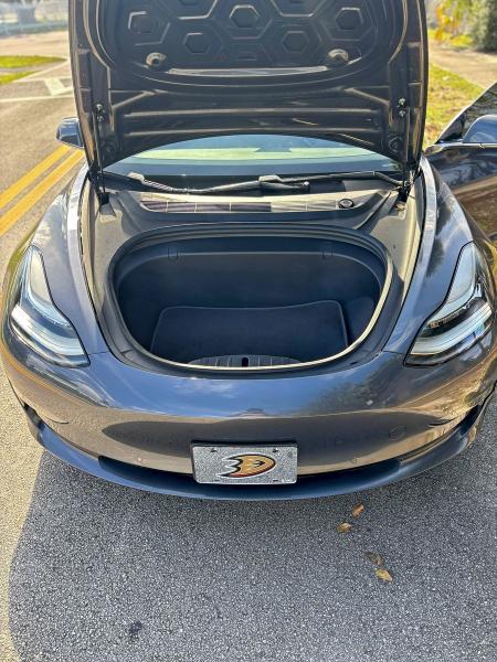 Photo 7 from auction – 2018 TESLA MODEL 3 with VIN 5YJ3E1EA1JF101718