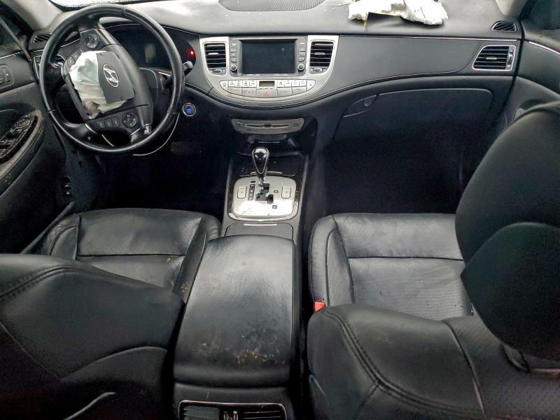 Photo 8 from auction – 2012 HYUNDAI GENESIS with VIN KMHGC4DD8CU166639