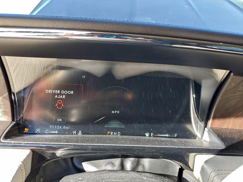 Photo 9 from auction – 2019 LINCOLN NAVIGATOR with VIN 5LMJJ3LT5KEL08336