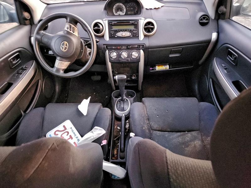 Photo 8 from auction – 2006 TOYOTA SCION XA with VIN JTKKT624060154762