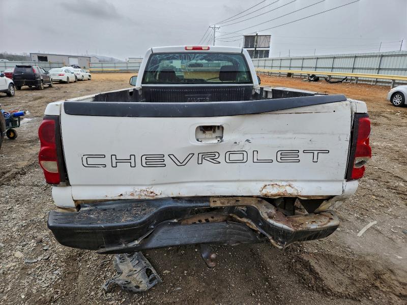 Photo 6 from auction – 2004 CHEVROLET SILVERADO with VIN 1GCHK24UX4E181266