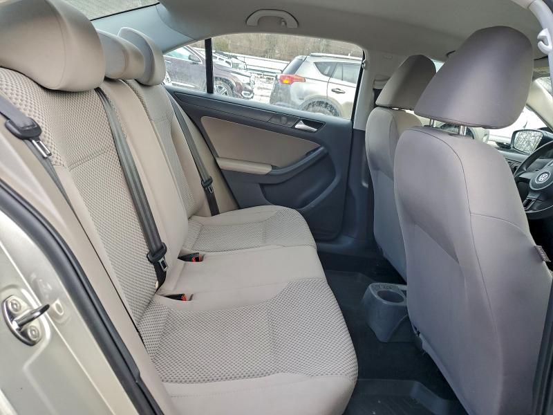 Photo 10 from auction – 2013 VOLKSWAGEN JETTA BASE with VIN 3VW1K7AJ0DM237604