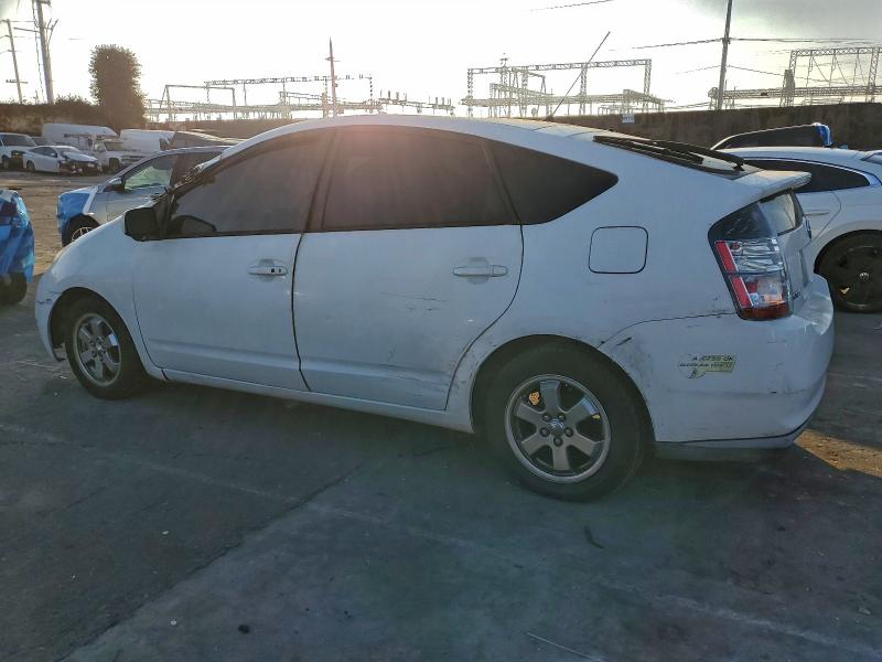 Photo 2 from auction – 2005 TOYOTA PRIUS with VIN JTDKB20U953023087