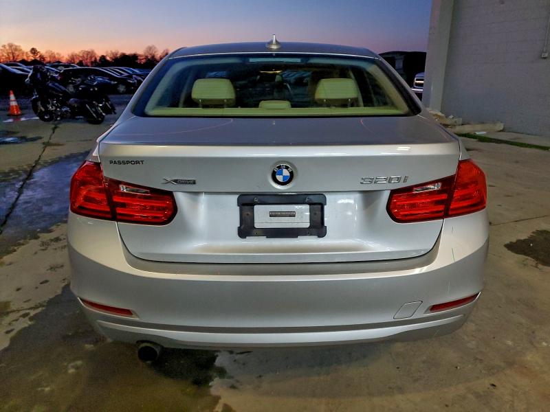 Photo 6 from auction – 2015 BMW 320 I XDRI with VIN WBA3C3G53FNT53719