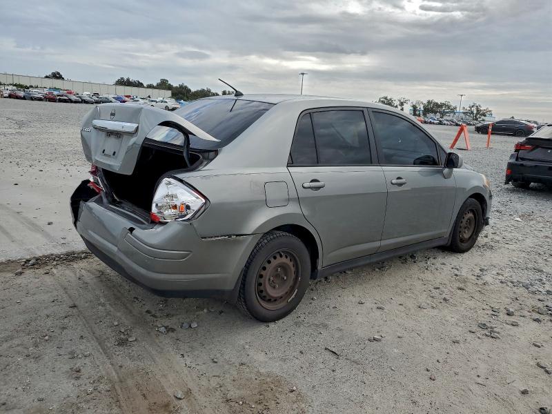 Photo 3 from auction – 2010 NISSAN VERSA S with VIN 3N1BC1AP6AL371933