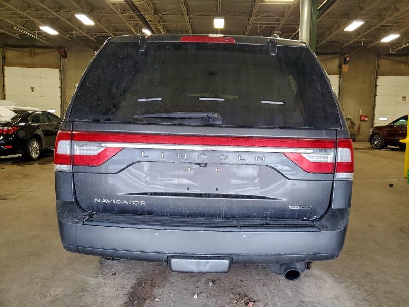 Photo 6 from auction – 2016 LINCOLN NAVIGATOR with VIN 5LMJJ2JT9GEL04746