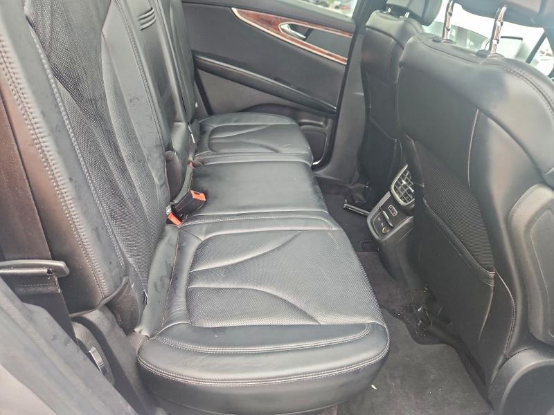 Photo 11 from auction – 2016 LINCOLN MKX with VIN 2LMTJ6LR4GBL64020