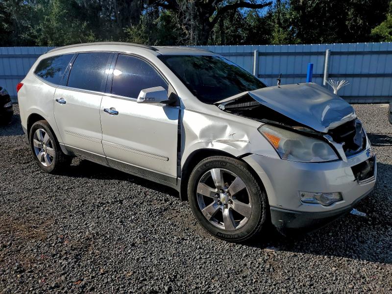 Photo 4 from auction – 2012 CHEVROLET TRAVERSE L with VIN 1GNKRLED4CJ332458