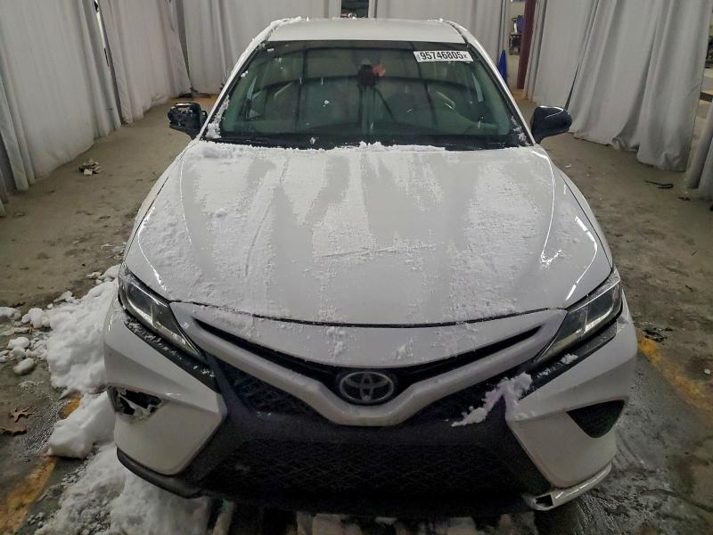 Photo 5 from auction – 2020 TOYOTA CAMRY with VIN 4T1G11AK4LU399795