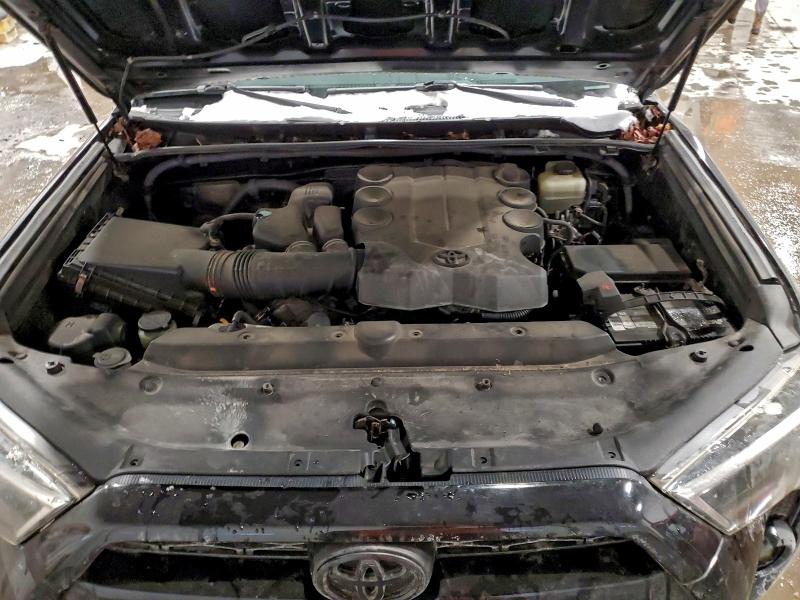 Photo 12 from auction – 2014 TOYOTA 4RUNNER SR with VIN JTEBU5JRXE5169696