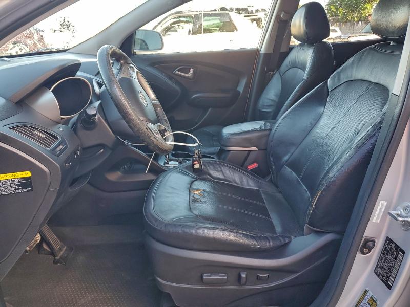 Photo 7 from auction – 2012 HYUNDAI TUCSON GLS with VIN KM8JU3AC5CU487451