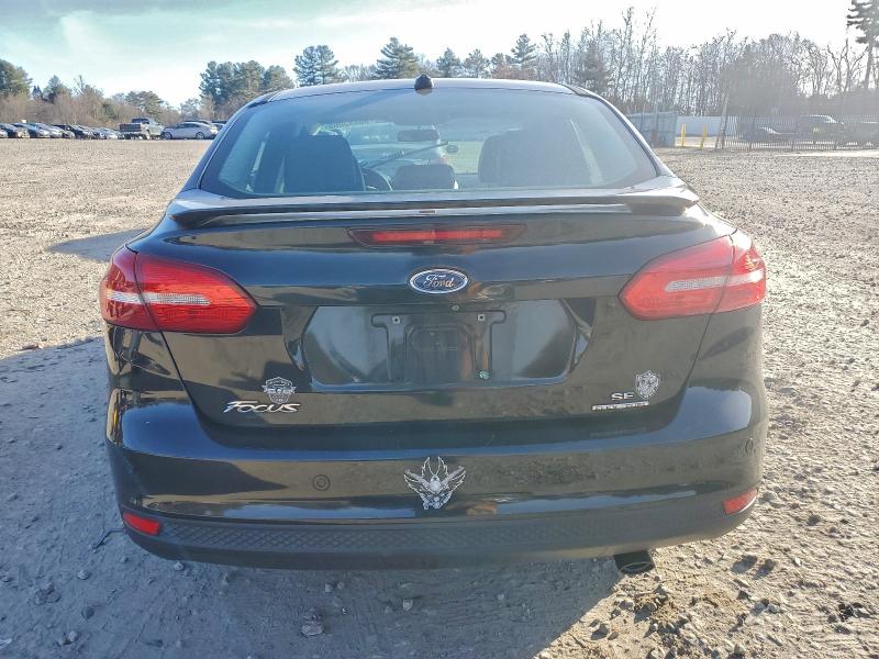 Photo 6 from auction – 2015 FORD FOCUS SE with VIN 1FADP3F27FL303779