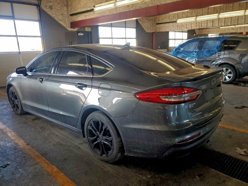 Photo 2 from auction – 2019 FORD FUSION with VIN 3FA6P0HD6KR164536