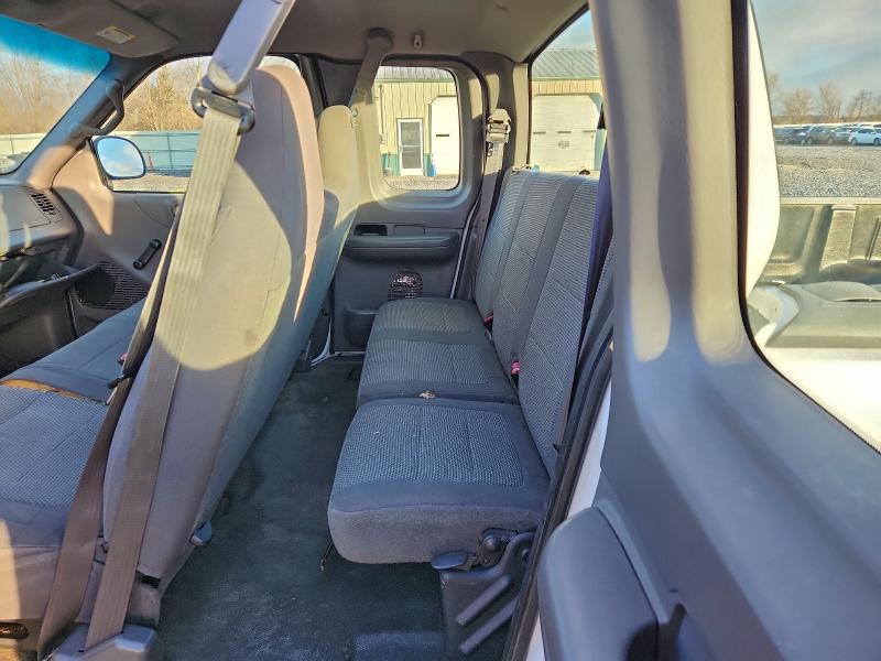 Photo 10 from auction – 2002 FORD F150 with VIN 1FTRX17W82NA99711