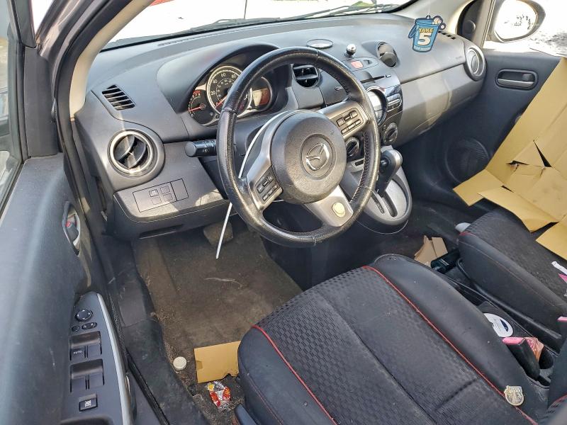 Photo 8 from auction – 2014 MAZDA MAZDA2 TOU with VIN JM1DE1LZ0E0179702