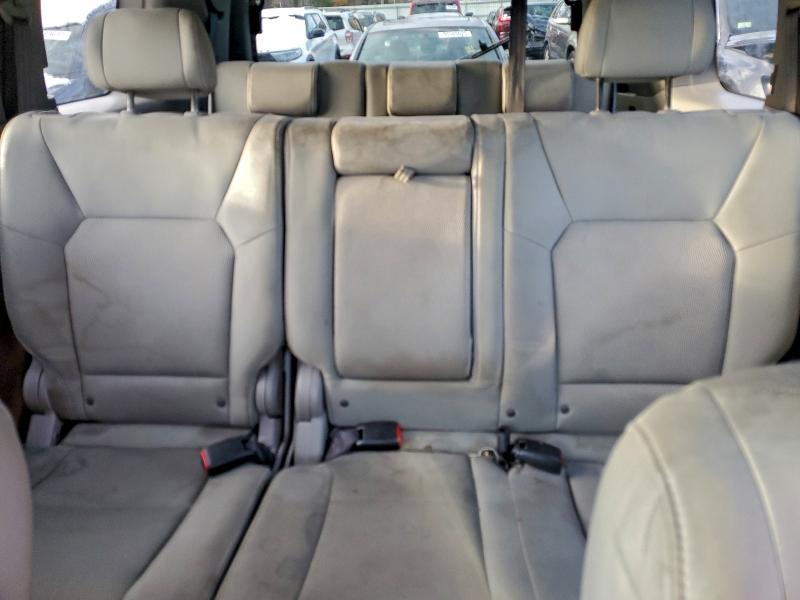 Photo 10 from auction – 2010 HONDA PILOT LX with VIN 5FNYF4H28AB018490