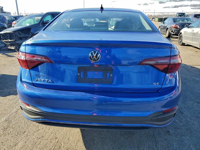 Photo 6 from auction – 2024 VOLKSWAGEN JETTA SE with VIN 3VW7M7BU2RM067802