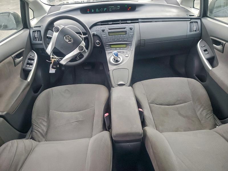 Photo 8 from auction – 2011 TOYOTA PRIUS with VIN JTDKN3DU4B0256511